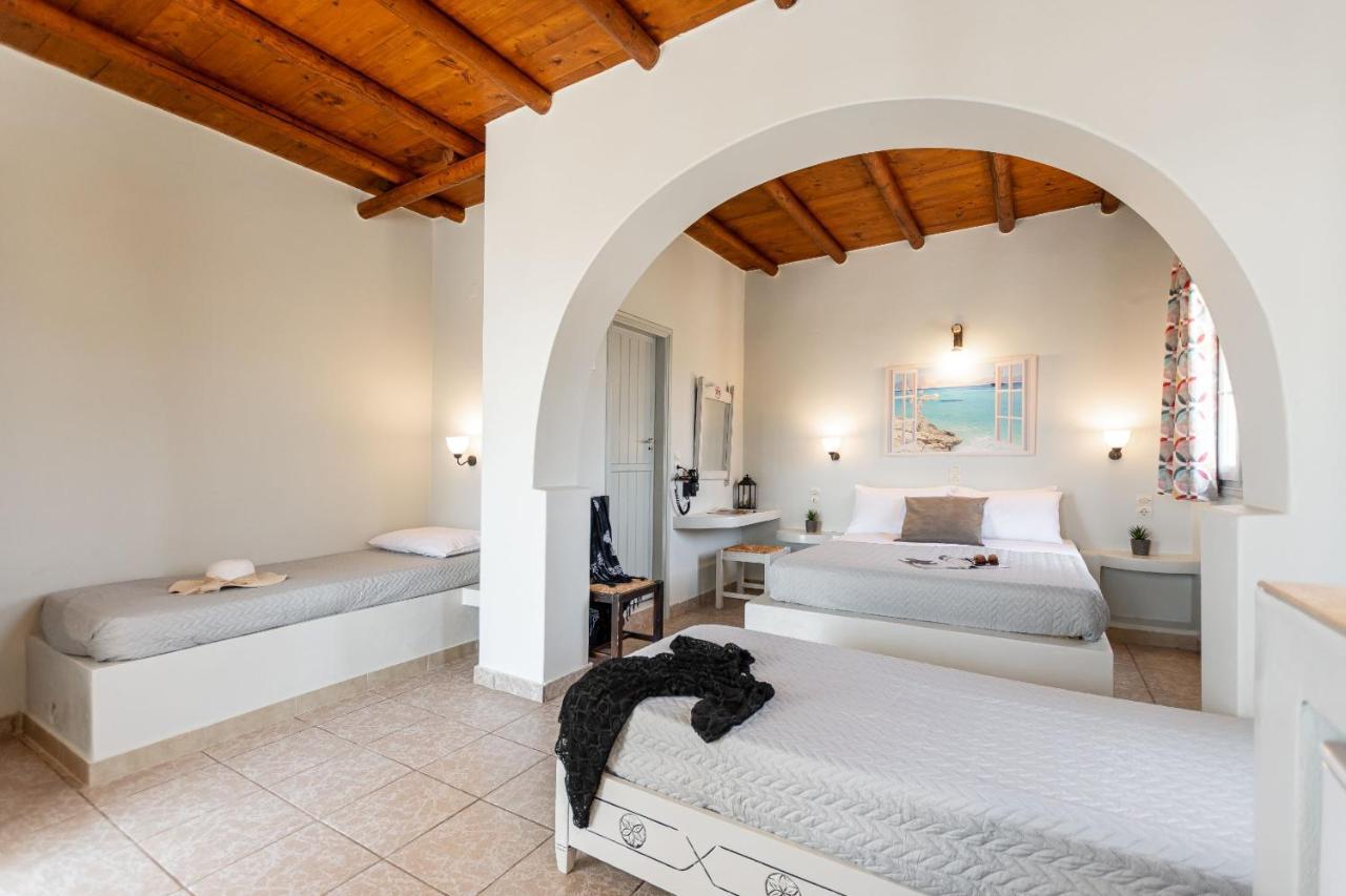 Michalios Luxury Apartments Koufonisia Bagian luar foto